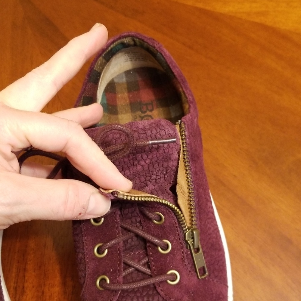 Born red suede lace up sneaker zipper plaid sole - Picture 8 of 8